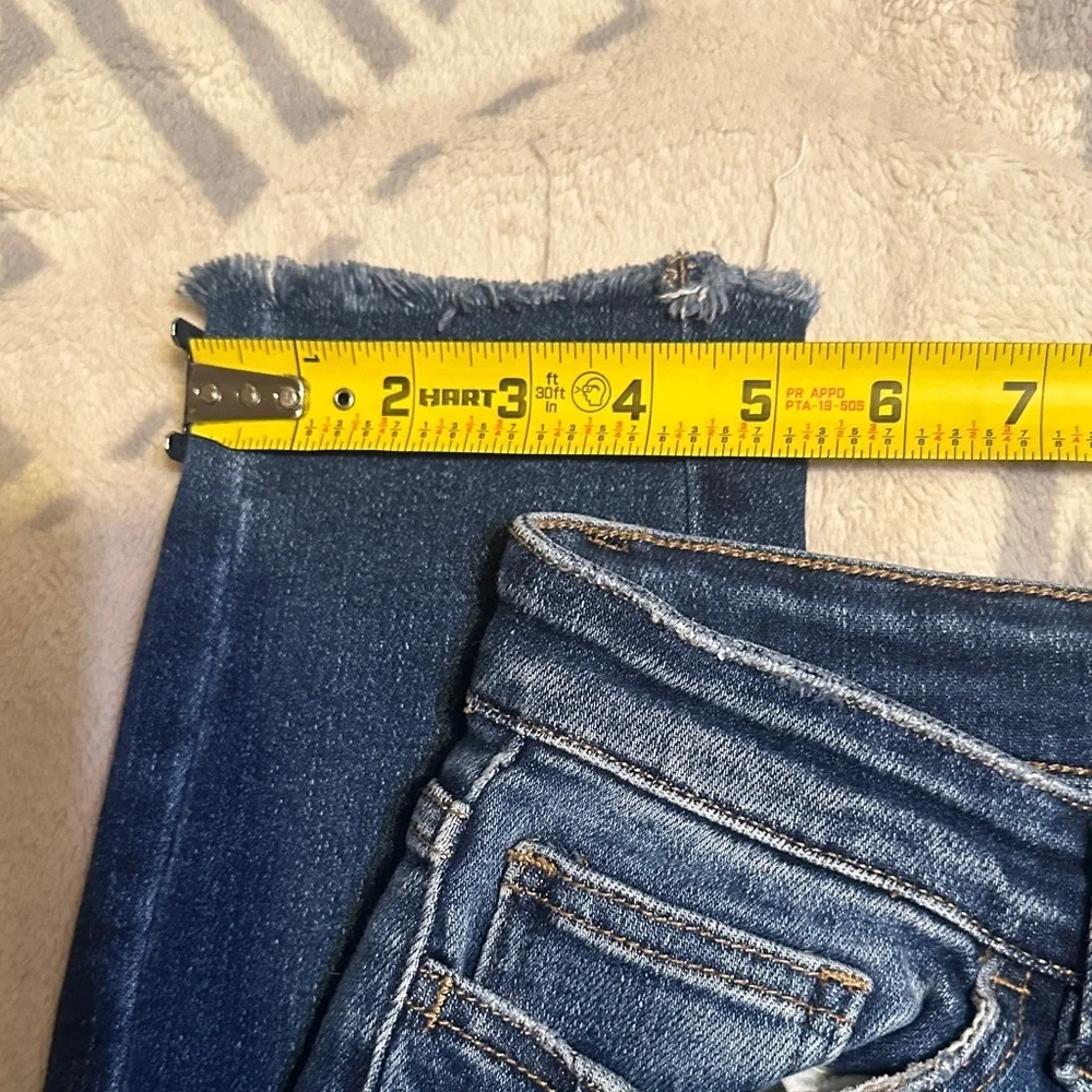 A181.   Verve Women's Distressed Blue Skinny Jeans